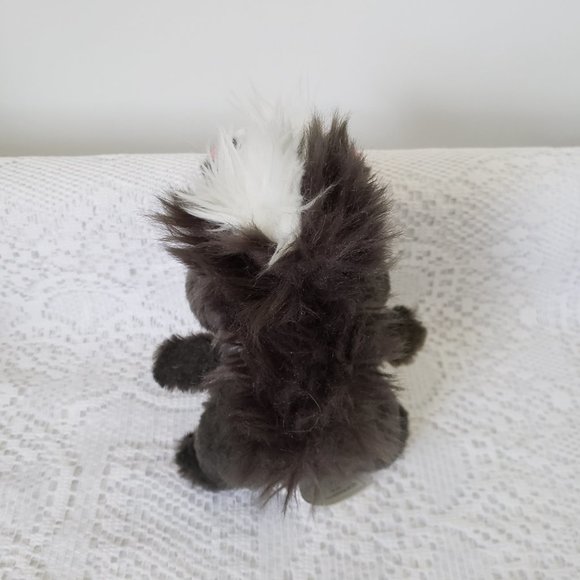 Enchantimals Plush Scaria Skunk & Pippa Peahen Bundle of 2 - Picture 8 of 9